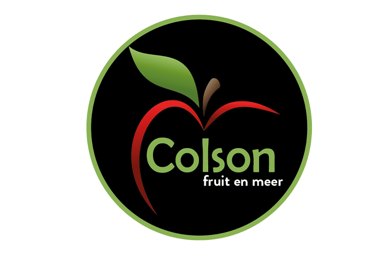 Een tevreden klant Colson Fruit neemt noten en gedroogd fruit en gedroogde vruchten af bij Quality Nuts